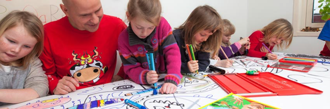 Cover image for Drawing: Stimulating Imagination and Communication